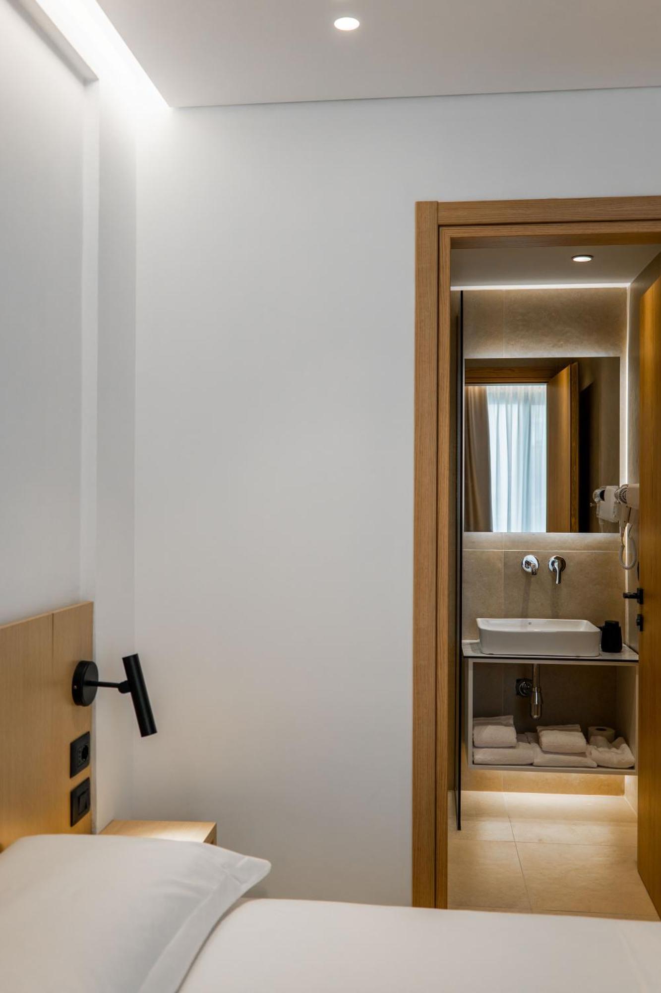 Austin Boutique Hotel Sarandë Exteriör bild