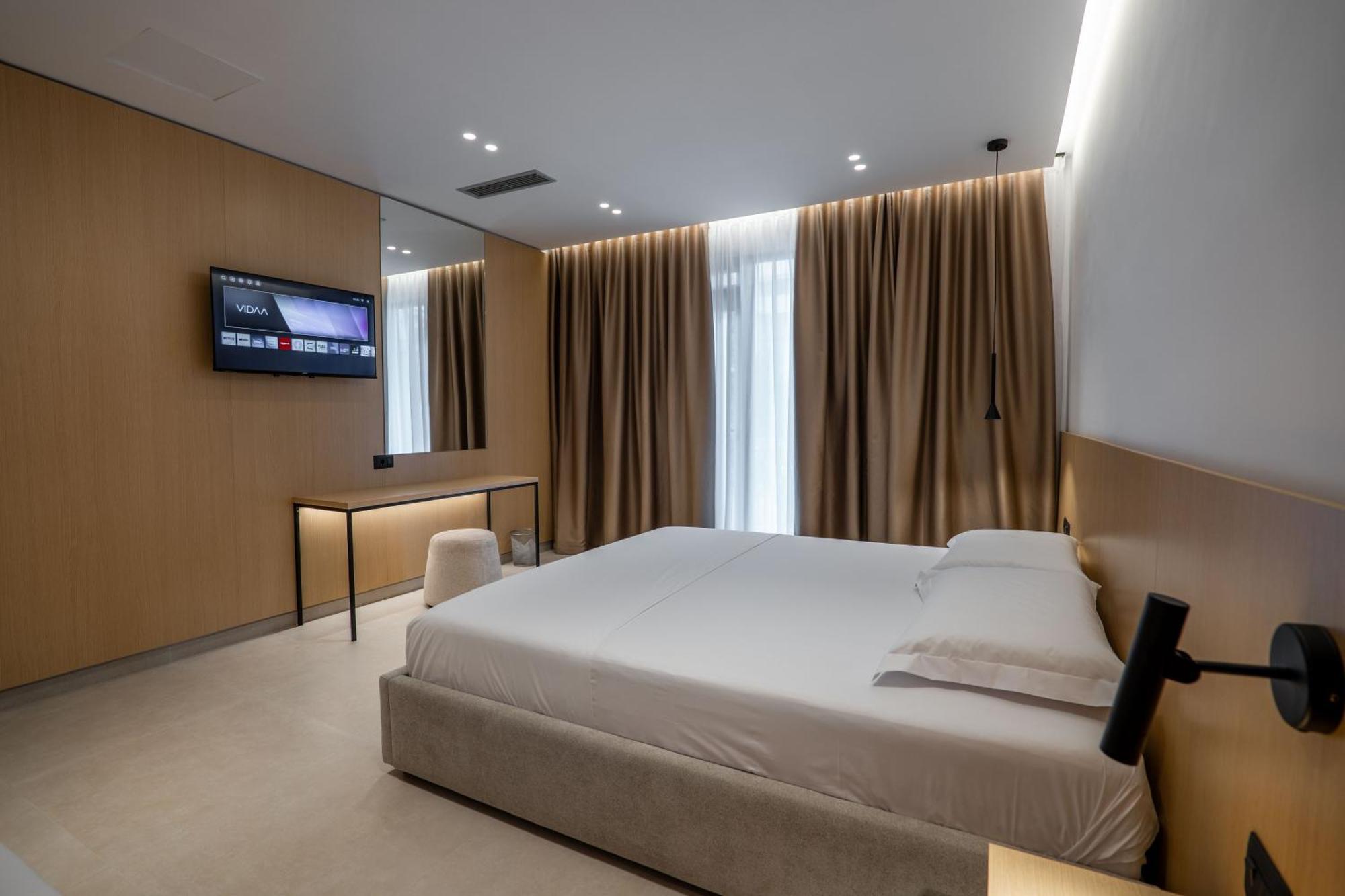 Austin Boutique Hotel Sarandë Exteriör bild