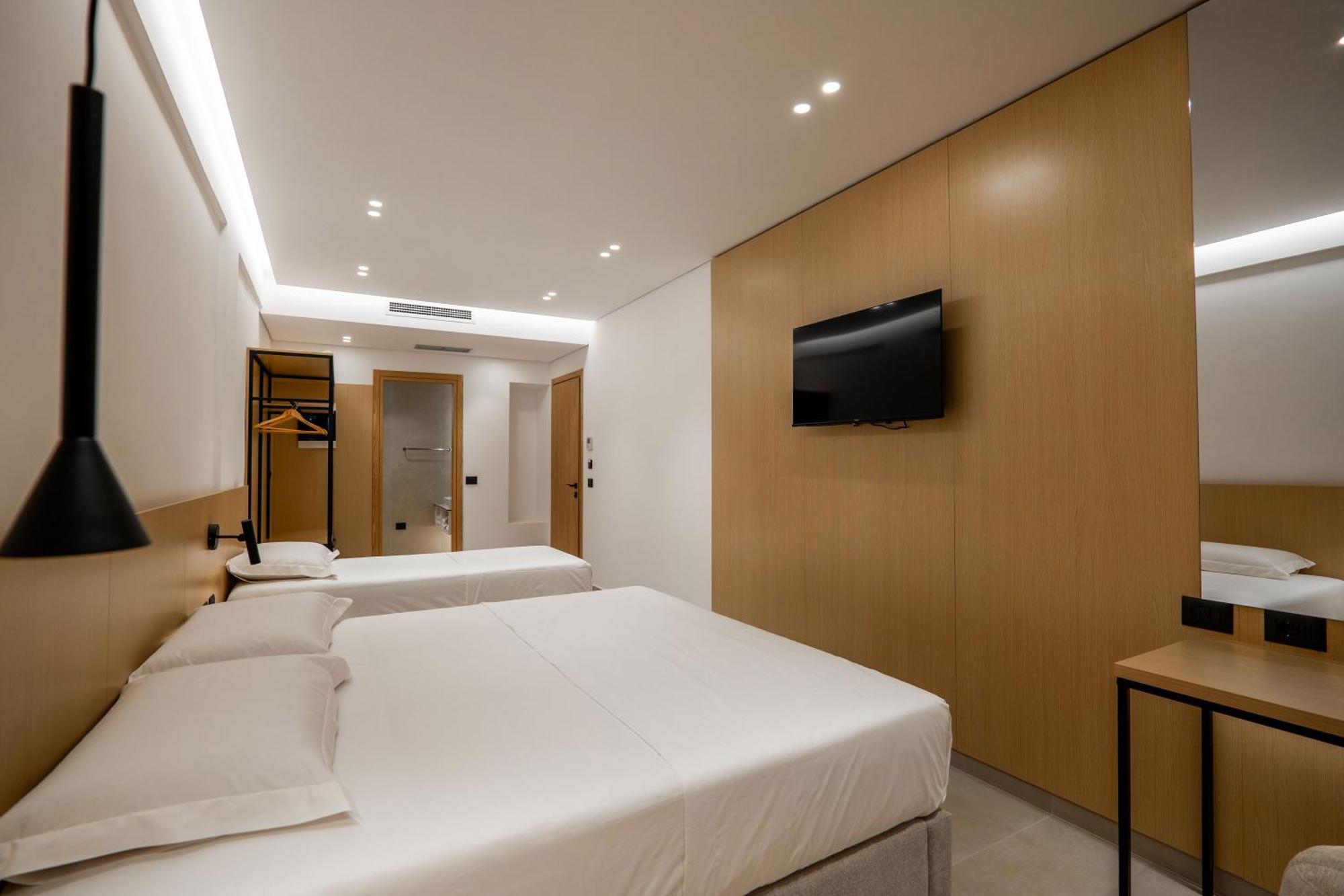 Austin Boutique Hotel Sarandë Exteriör bild