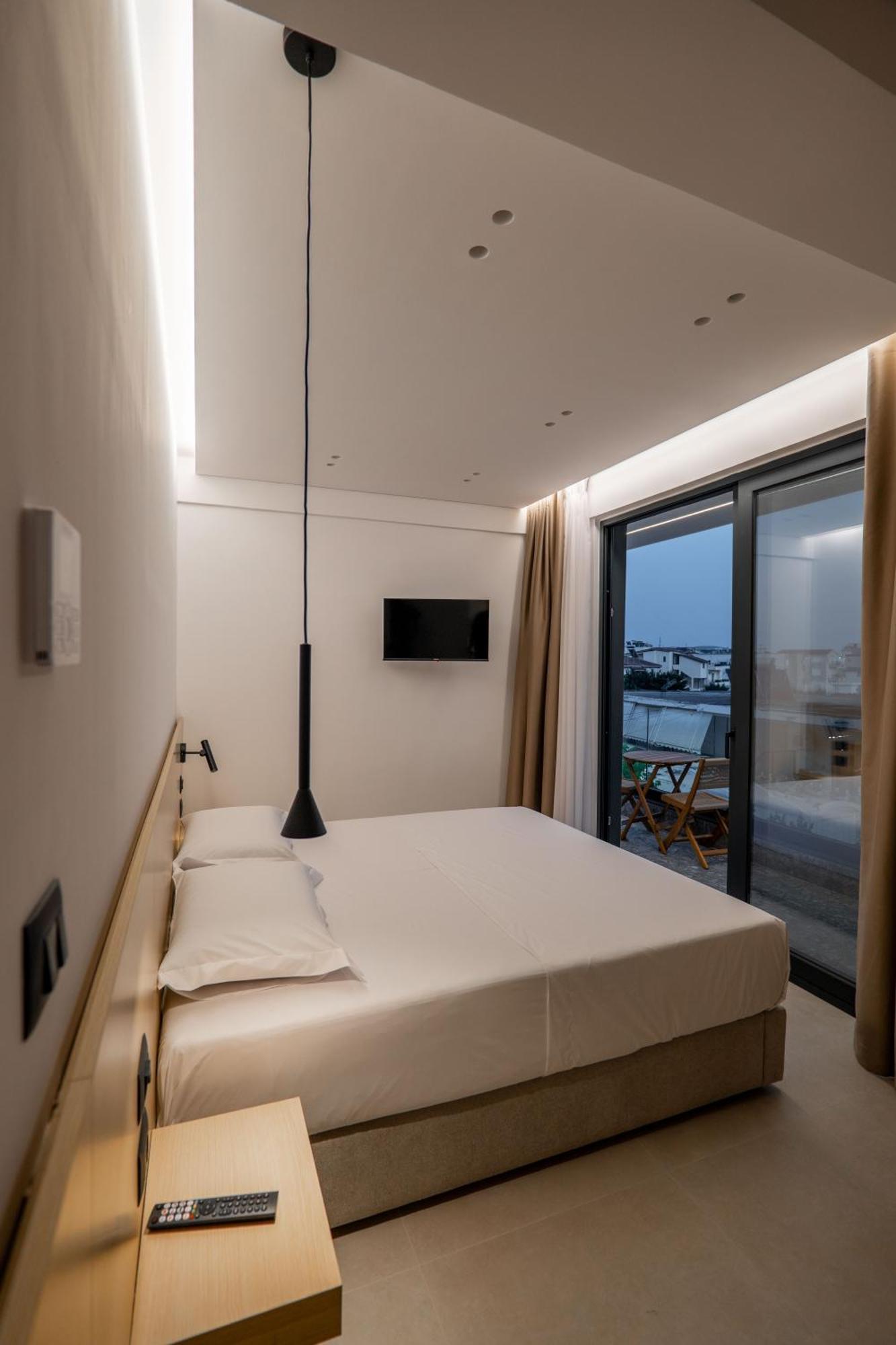 Austin Boutique Hotel Sarandë Exteriör bild