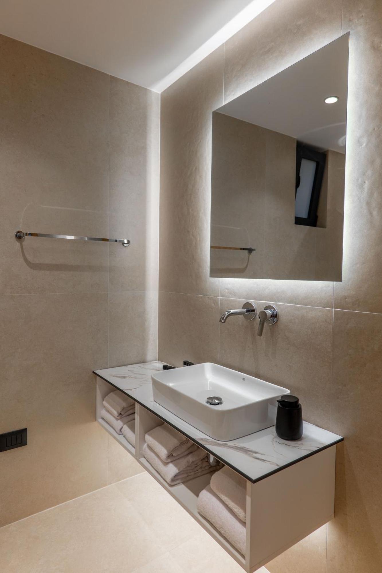 Austin Boutique Hotel Sarandë Exteriör bild