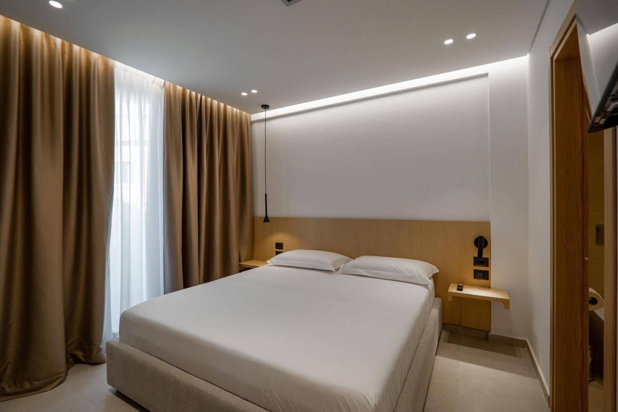 Austin Boutique Hotel Sarandë Exteriör bild