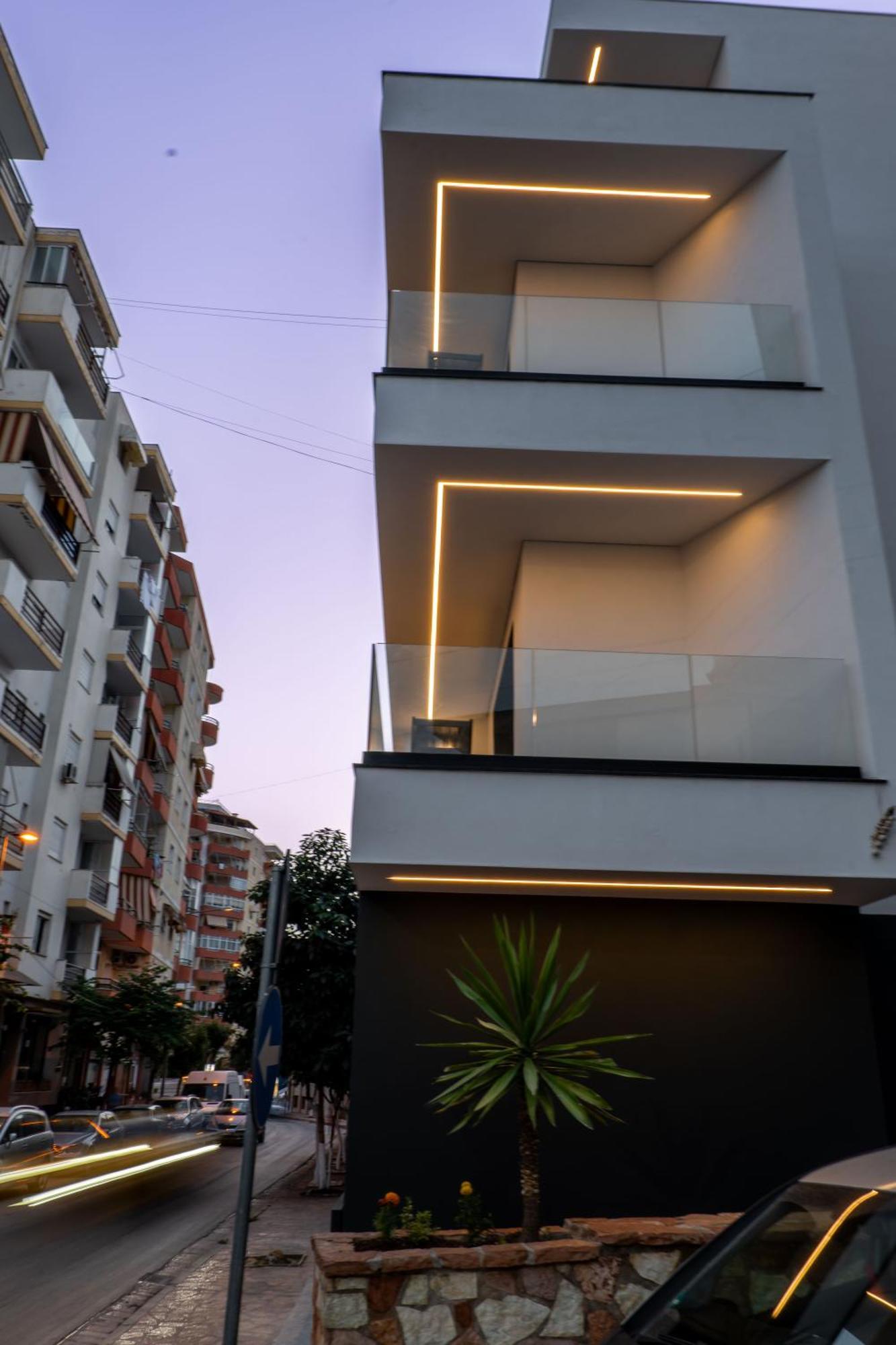 Austin Boutique Hotel Sarandë Exteriör bild